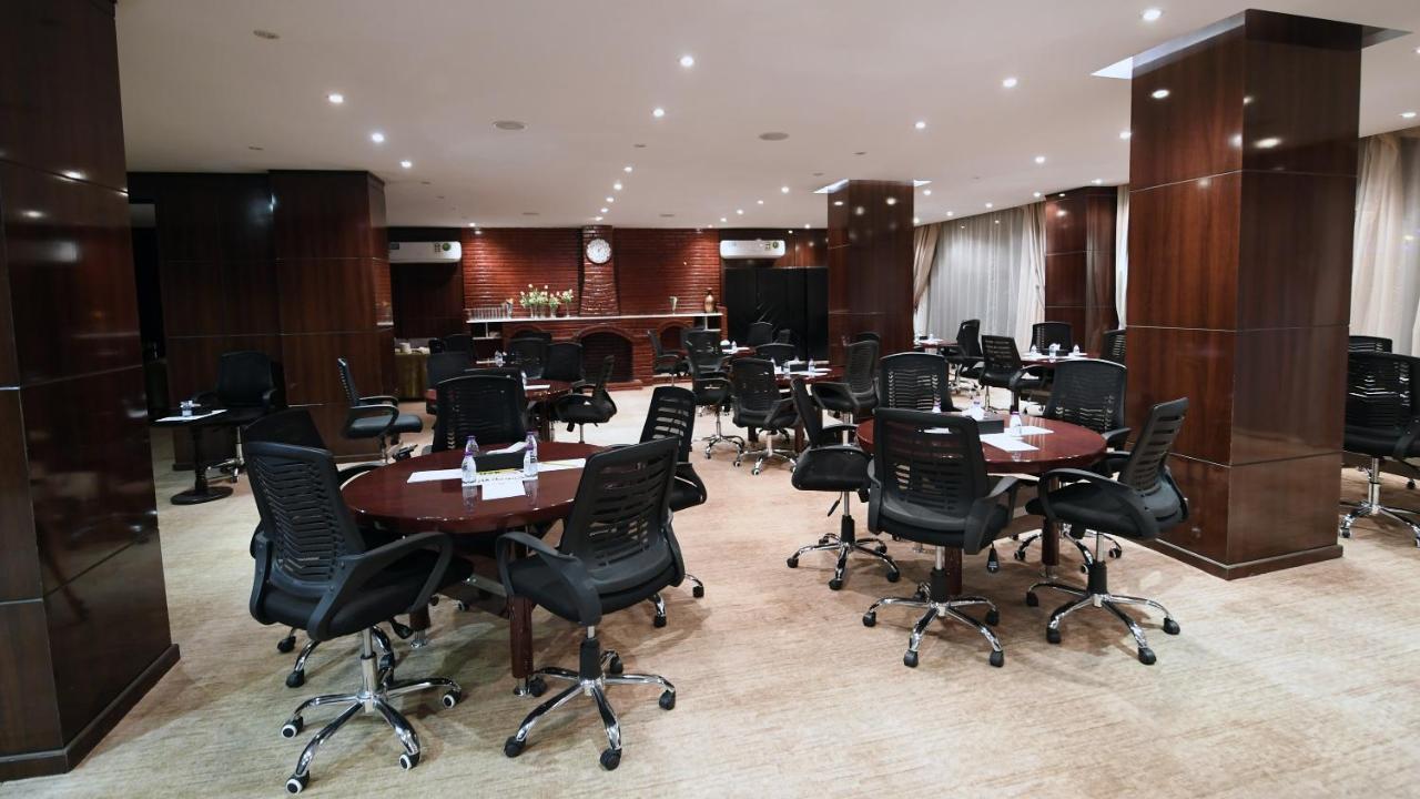 Azd Hotel Abha Bagian luar foto